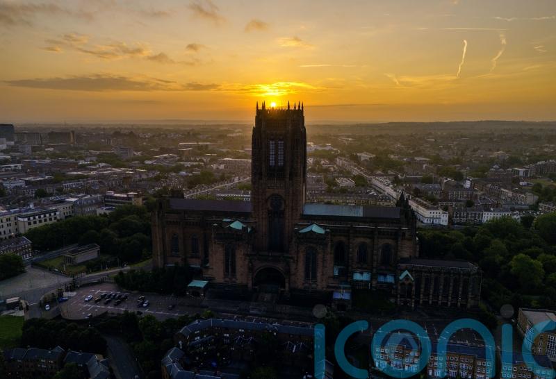 Warm weather forecast for week to come despite fog warning