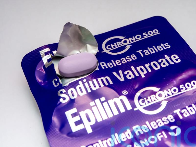 ‘No clear evidence’ of risk to babies conceived by men on epilepsy drug – review