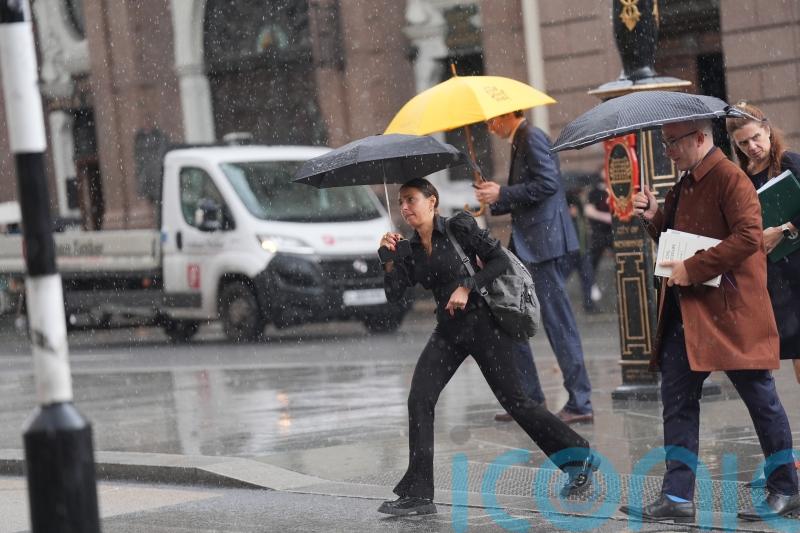Floods cause travel disruption despite improved conditions