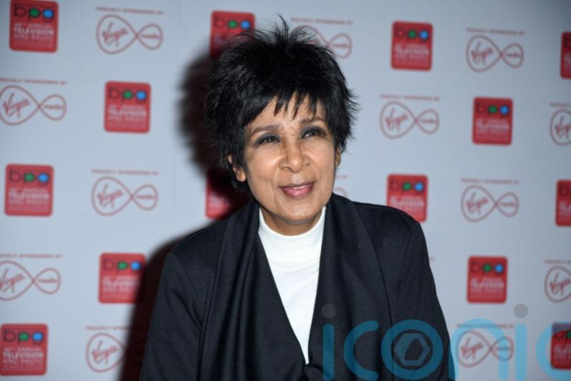 As Moira Stuart warns of bank fraud – 7 ways older people can avoid being scammed