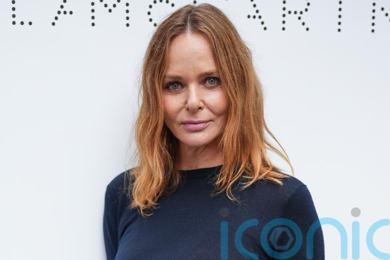 Stella McCartney debuts new ‘it’ bag of the season at Paris Fashion Week