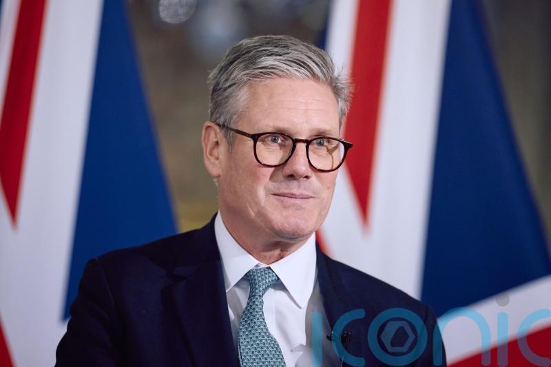 Minister investigating pay back option on BBC gift after Starmer donation action