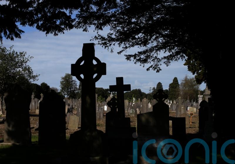 Graves could be reused due to shortage of burial space, Law Commission suggests
