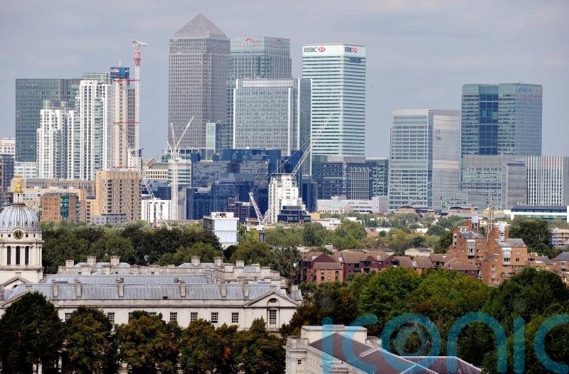 UK stocks drag as investors cautious despite US inflation slowing