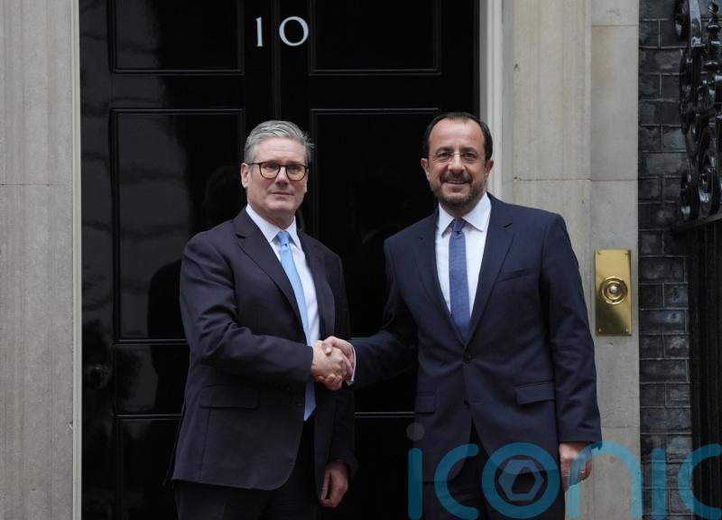 Starmer welcomes Cyprus’ president to Downing Street