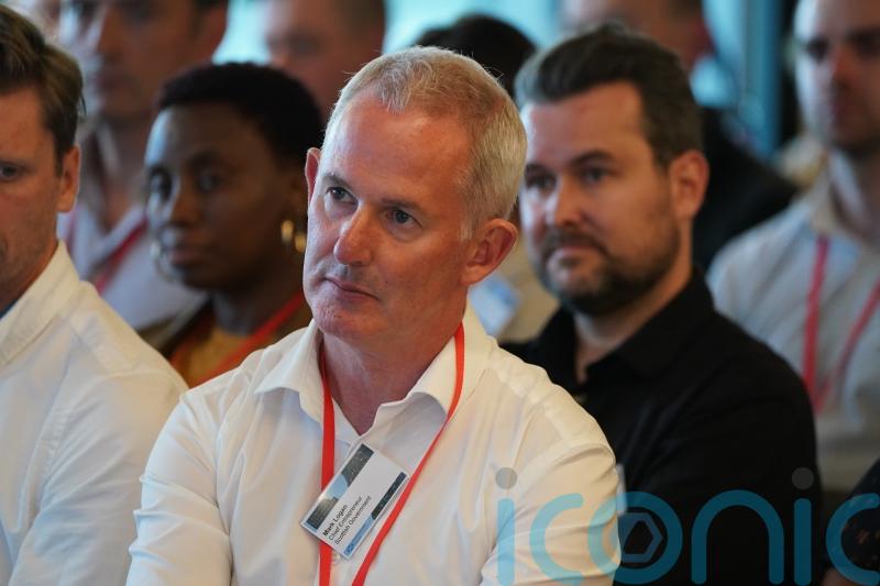 Government’s chief entrepreneur cites ‘right-wing targeting’ as he steps down