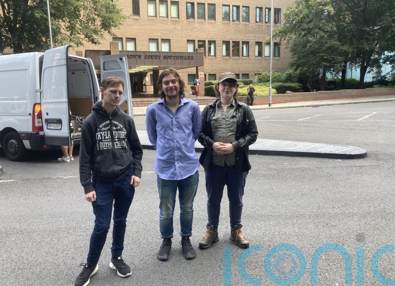 Judge criticises activists&rsquo; &lsquo;arrogance&rsquo; after they damaged Palace fountain