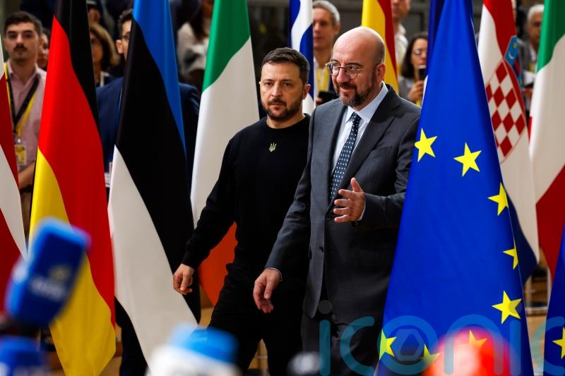 10,000 North Koreans could join Russian forces, says Zelensky as he pushes plan