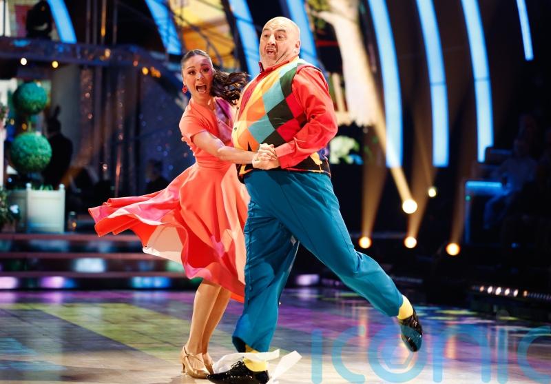 Wynne Evans and Katya Jones perform ‘beautiful’ and bouncy quickstep on Strictly