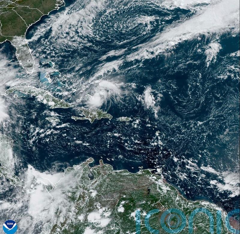 Hurricane Oscar makes landfall in the Bahamas and heads toward Cuba