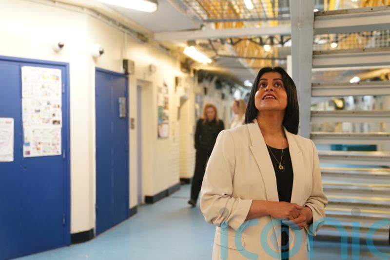 Punishment outside of prison must be expanded, says Justice Secretary