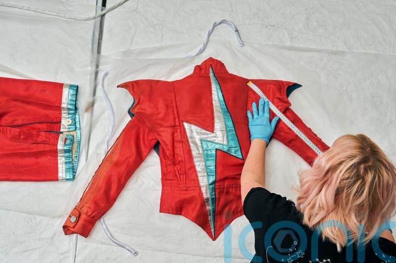 V&A Museum to open David Bowie Centre featuring Ziggy Stardust costumes