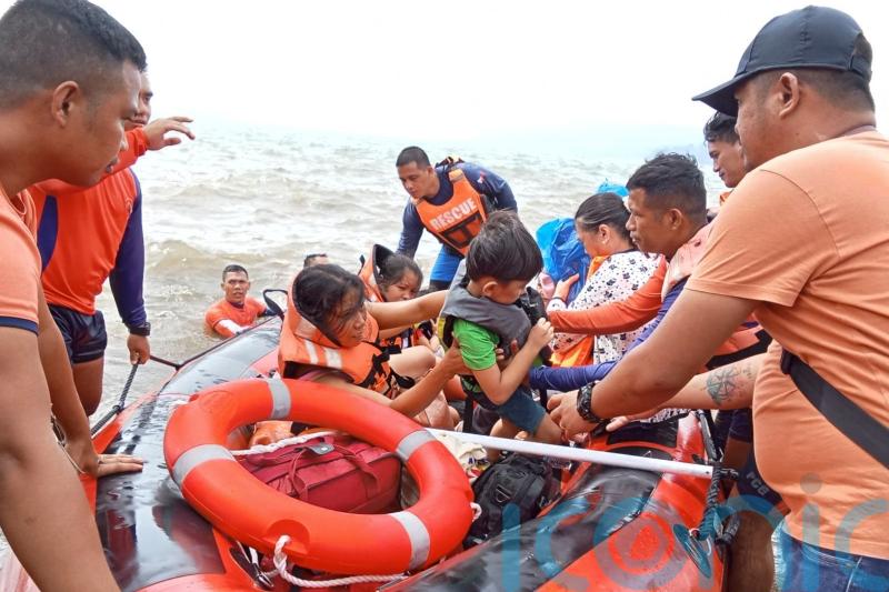 Death toll from deadly storm rises in Philippines