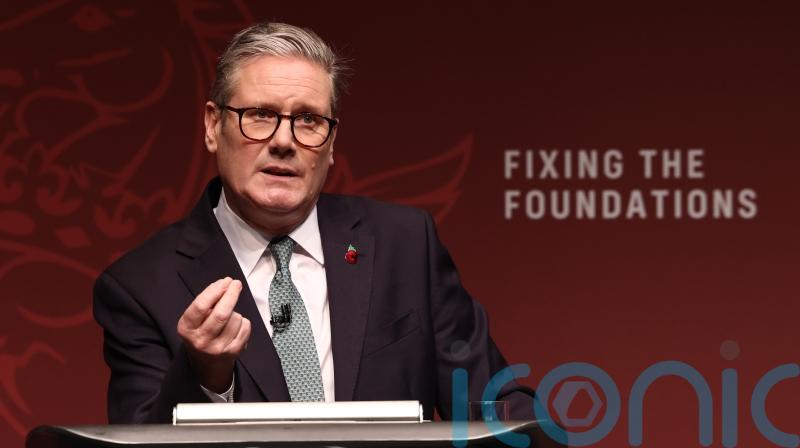 £2 bus fare cap to increase to £3 in Budget, Starmer announces