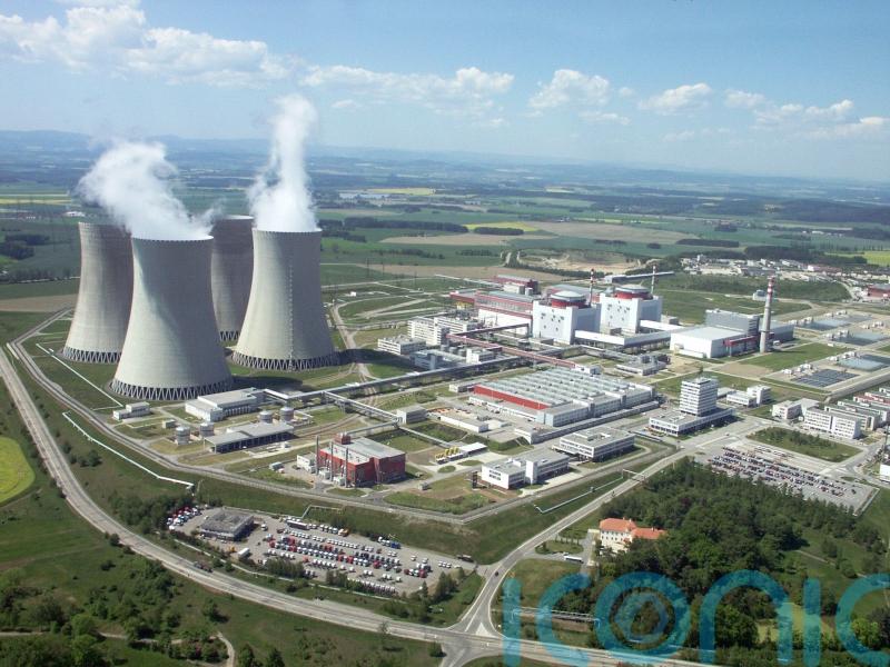 Czech company CEZ signs deal with Rolls-Royce to build small nuclear reactors