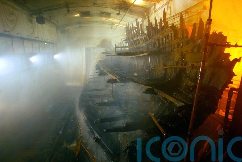 Bones from wreck of Mary Rose suggest handedness might affect collarbones