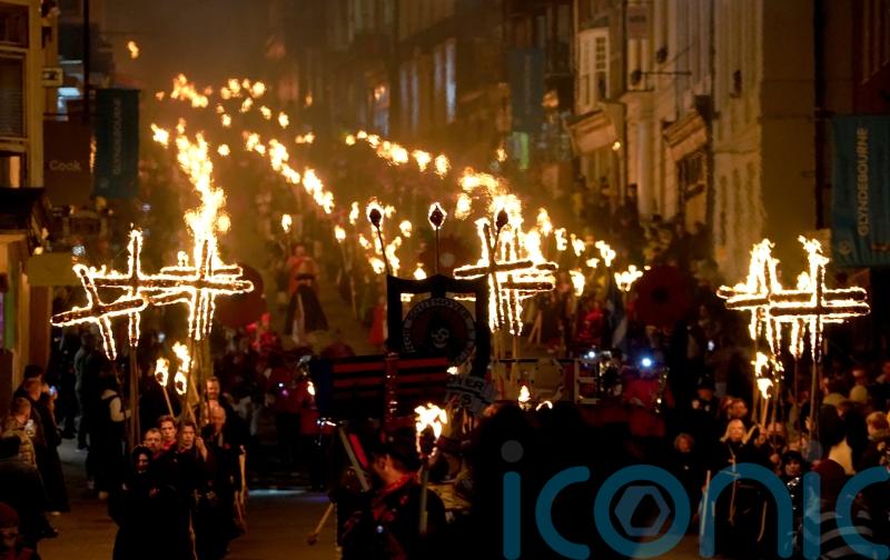 Overcrowding concerns at Bonfire Night event after 200 injuries in five years