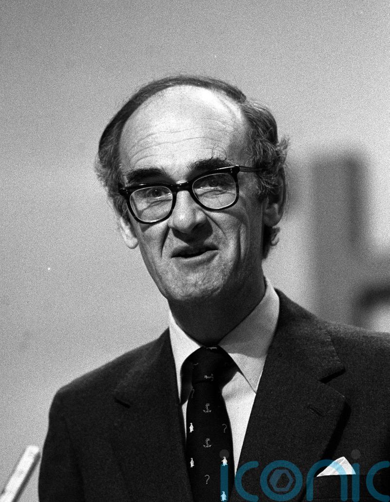 Sir John Nott, defence secretary during Falklands War, dies aged 92