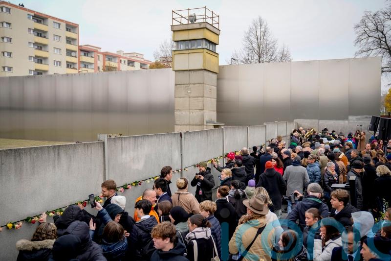 Fall of Berlin Wall 35 years ago celebrated with concerts and art installations