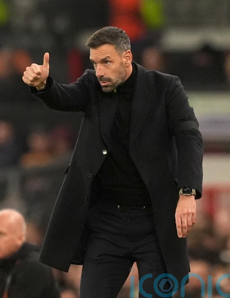 Ruud van Nistelrooy trying to &lsquo;make things better&rsquo; at Manchester United