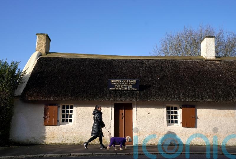 Fiddle linked to Robert Burns to be played in Carnegie Hall