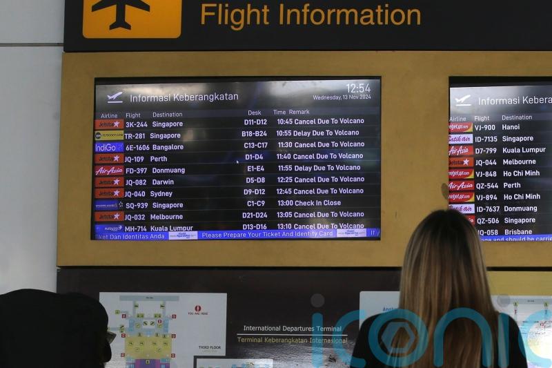 Volcanic eruption grounds international flights on tourist island of Bali
