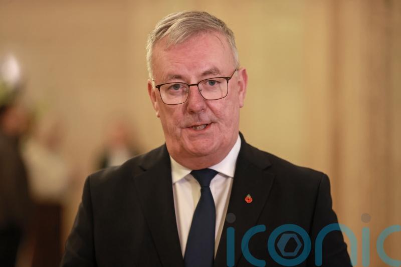 Nesbitt proposes two-stage process to make pay award to health workers