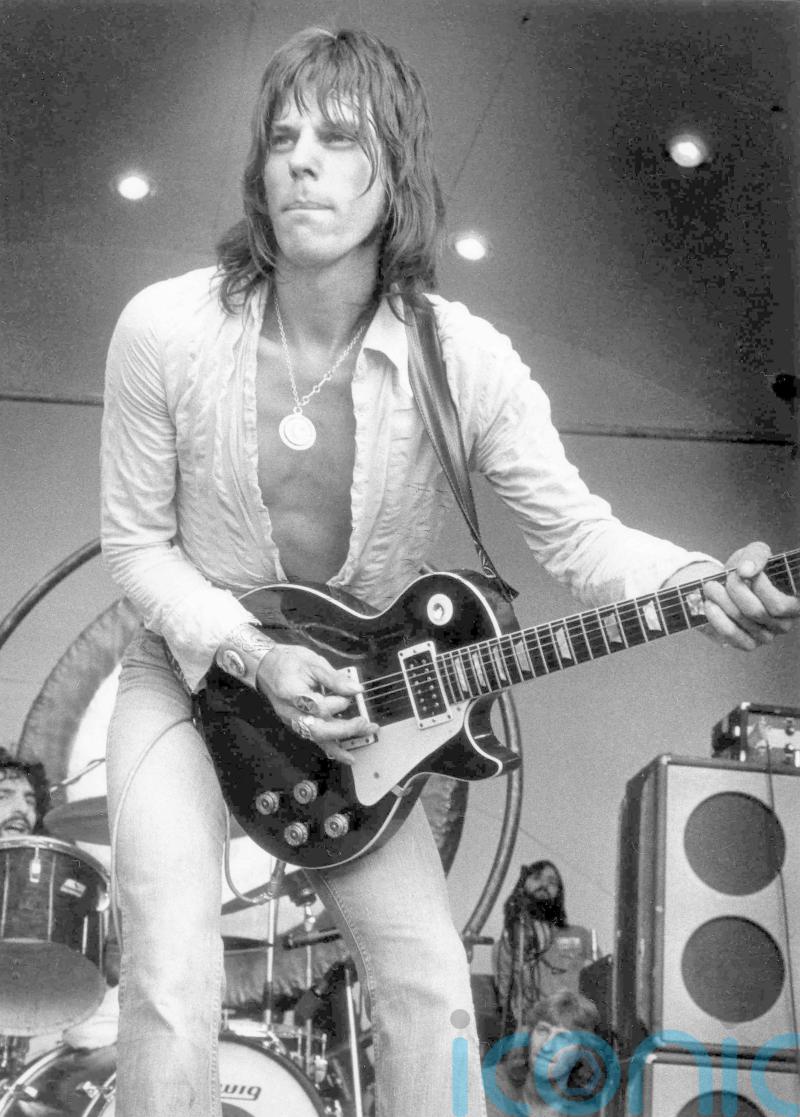 Jeff Beck guitars used in Bowie performance and with The Yardbirds up for sale
