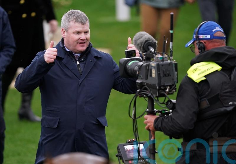 Five-star Elliott enjoys another afternoon to savour at Navan