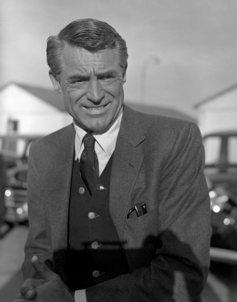 Blue plaque honouring Cary Grant unveiled at his childhood home in Bristol