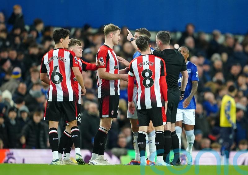 Everton fail to break down Brentford after Christian Norgaard dismissal in draw