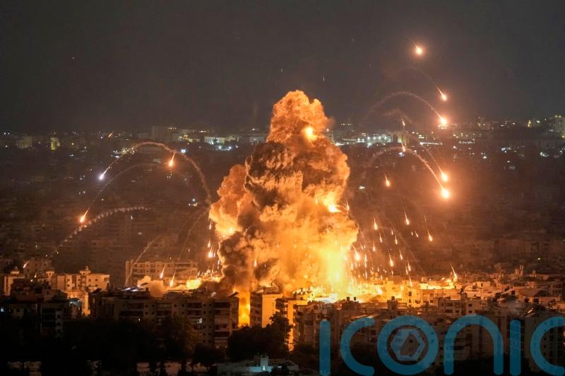Ceasefire between Israel and Hezbollah officially commences
