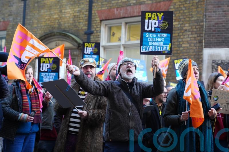 More sixth form college strikes possible, union leaders say