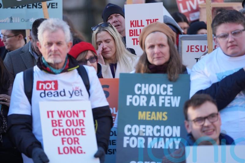 Opponents of assisted dying vow to fight on as Bill clears first hurdle