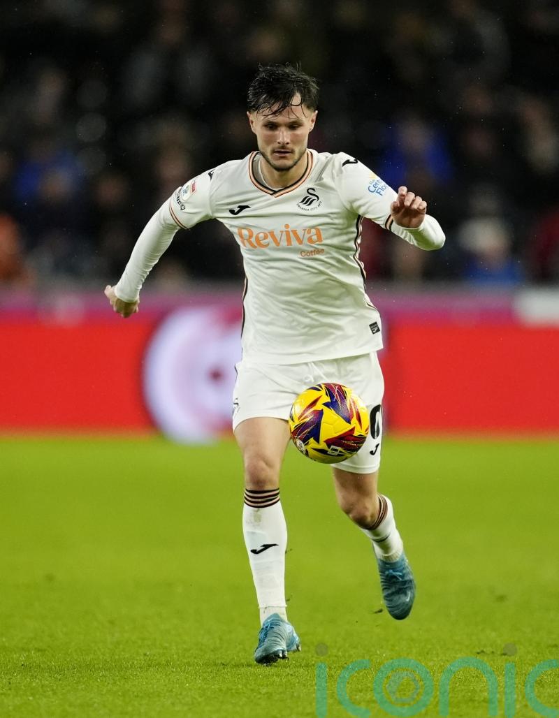 Liam Cullen inspires Swansea comeback to earn point at home to Portsmouth