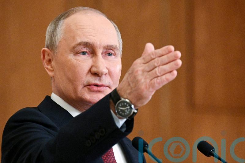 Putin signs off record Russian defence spending