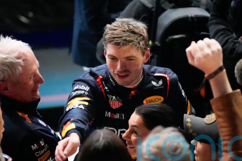 Max Verstappen wins chaotic Qatar Grand Prix as Lewis Hamilton struggles again