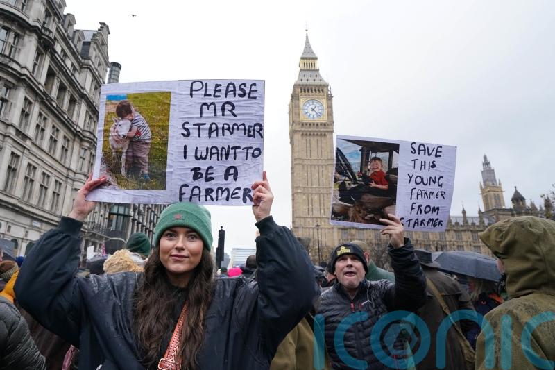 Fact check: Sir Keir Starmer’s low approval rating is not worst for a sitting PM