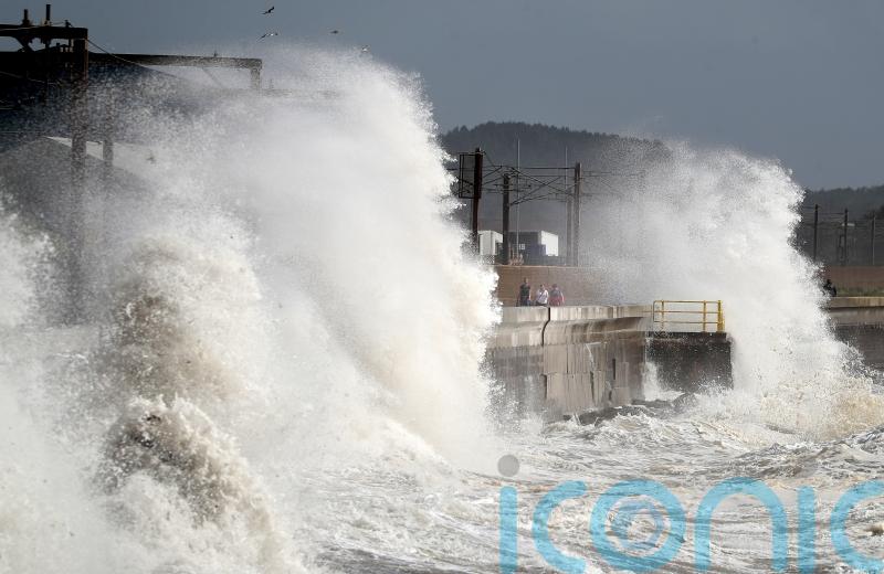 Travellers warned to expect disruption as Storm Darragh brings wind and rain