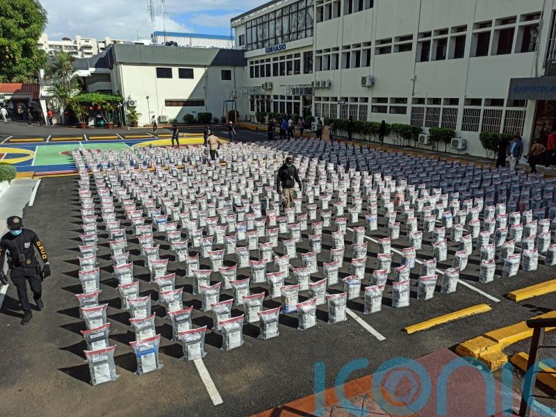 Dominican Republic seizes record 9.5 tonnes of cocaine