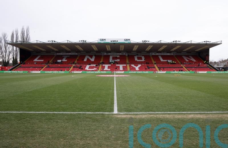 Lincoln’s winless run extended to six games after draw with Charlton