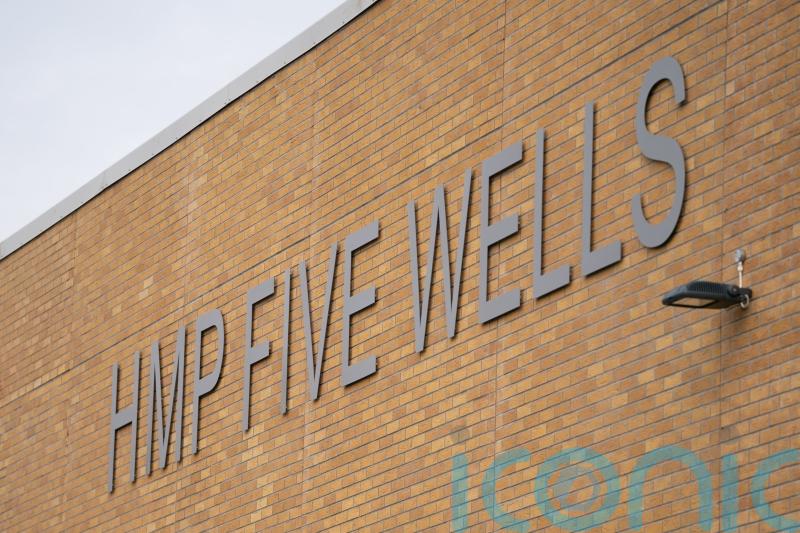 Prisoner bailed on suspicion of murder of fellow inmate