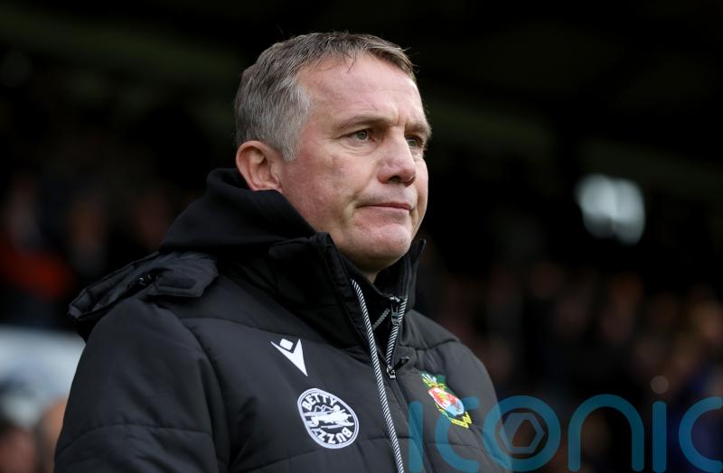 Phil Parkinson feels Wrexham punished for not killing game off in Cambridge draw