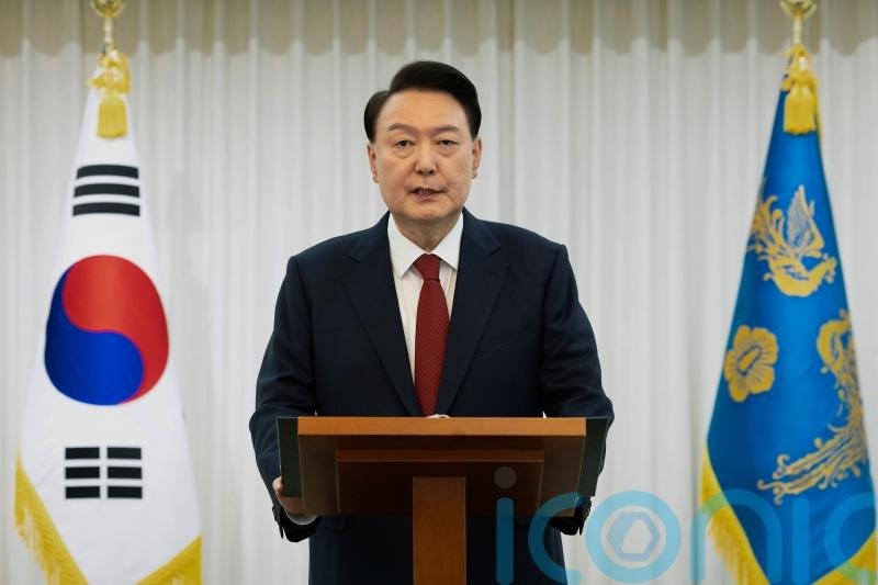 Investigators make fresh attempt to question impeached South Korean president
