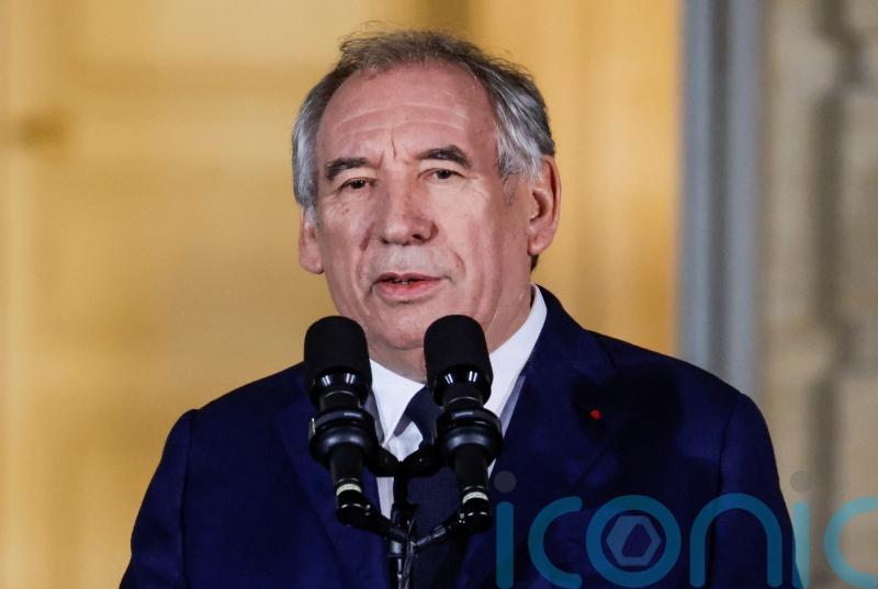 New French government named after previous one collapsed in budget fight