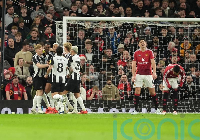 Sorry Manchester United slump to another defeat as Newcastle claim deserved win