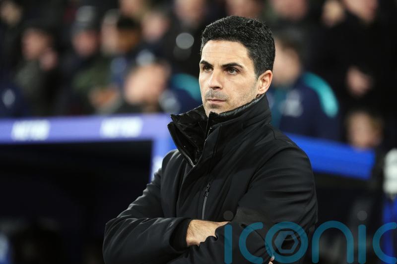 Mikel Arteta says Arsenal must &lsquo;continue to be like a hammer&rsquo; in Liverpool chase