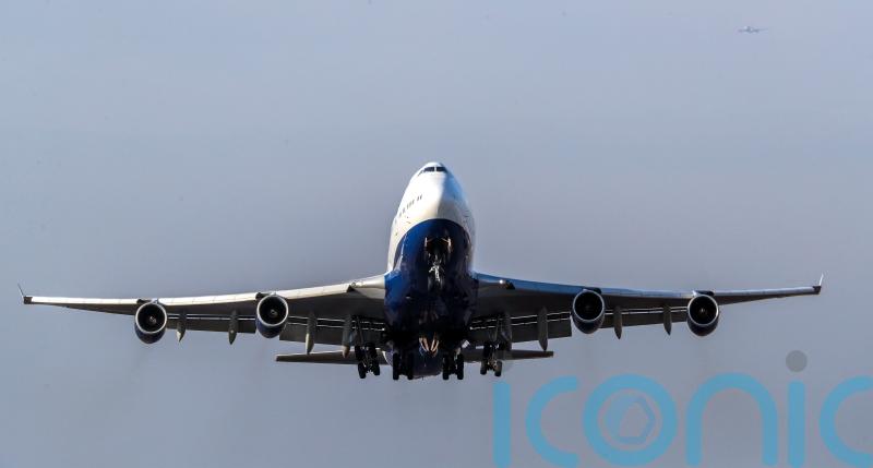 Lower-carbon jet fuel mandate comes into force
