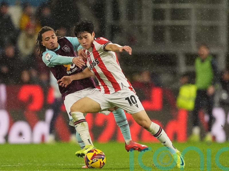 Burnley held to home stalemate by stubborn Stoke