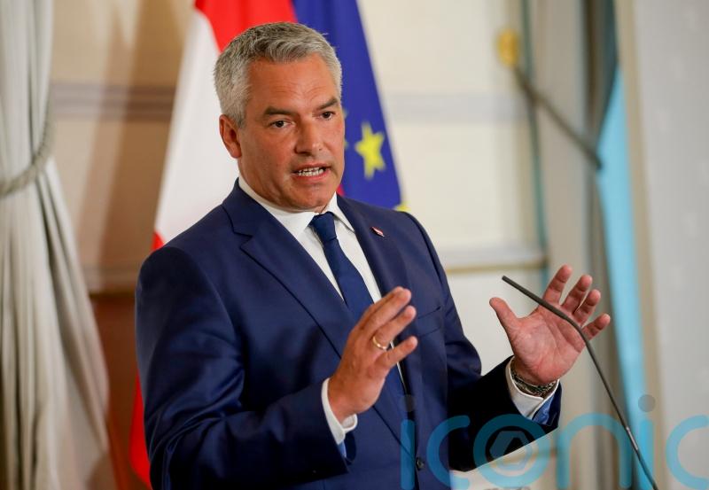 Talks on forming new Austrian government collapse as smallest party pulls out